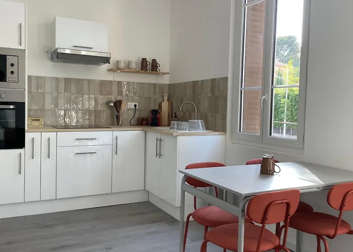 شقة T3 Climatise Vue Rade Et Mont Faron, Calme A La Corniche